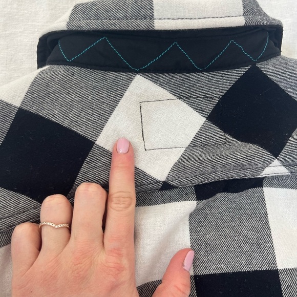 Orvis Plaid Fleece lined Shacket Button Down Top Flannel Black and White medium - Picture 11 of 16